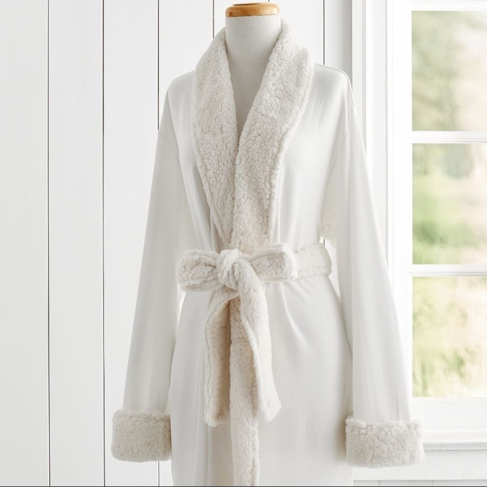 NWT POTTERY BARN ROBE
